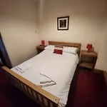 Hotel The New 3*